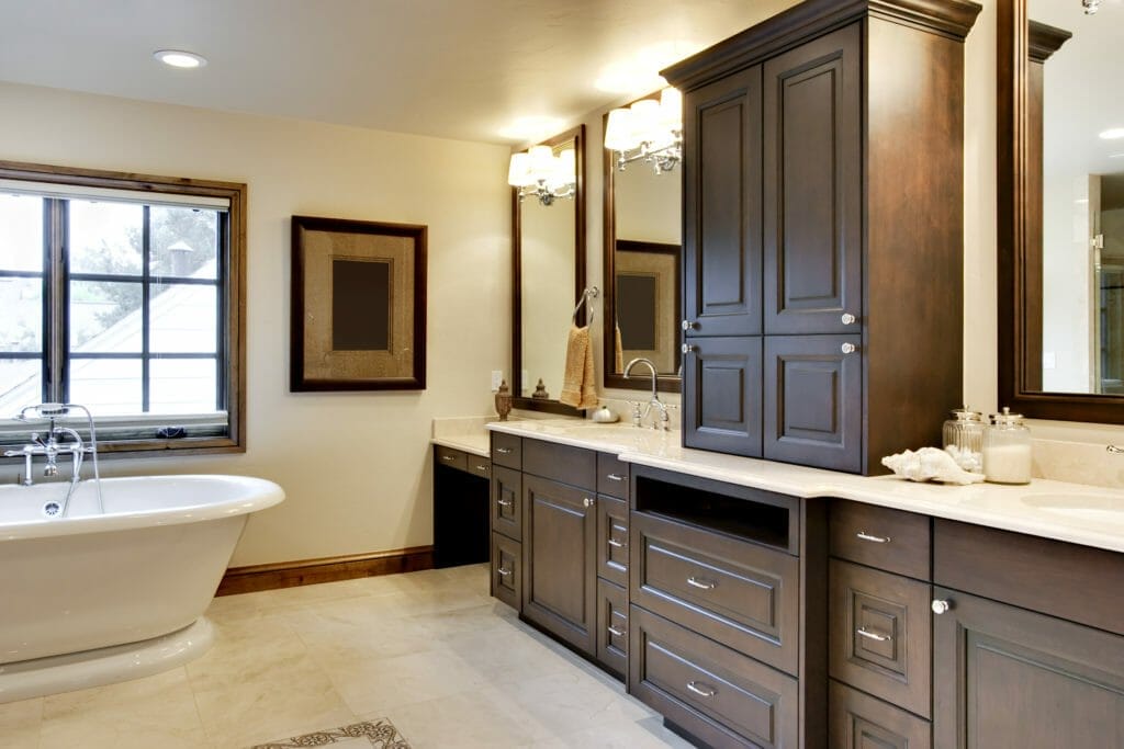 Why You Should Choose a Bathroom Vanity That's All Drawers